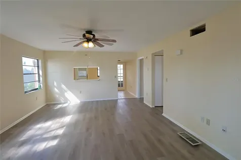 2515 Bayshore Gardens Parkway Bradenton FL 34207