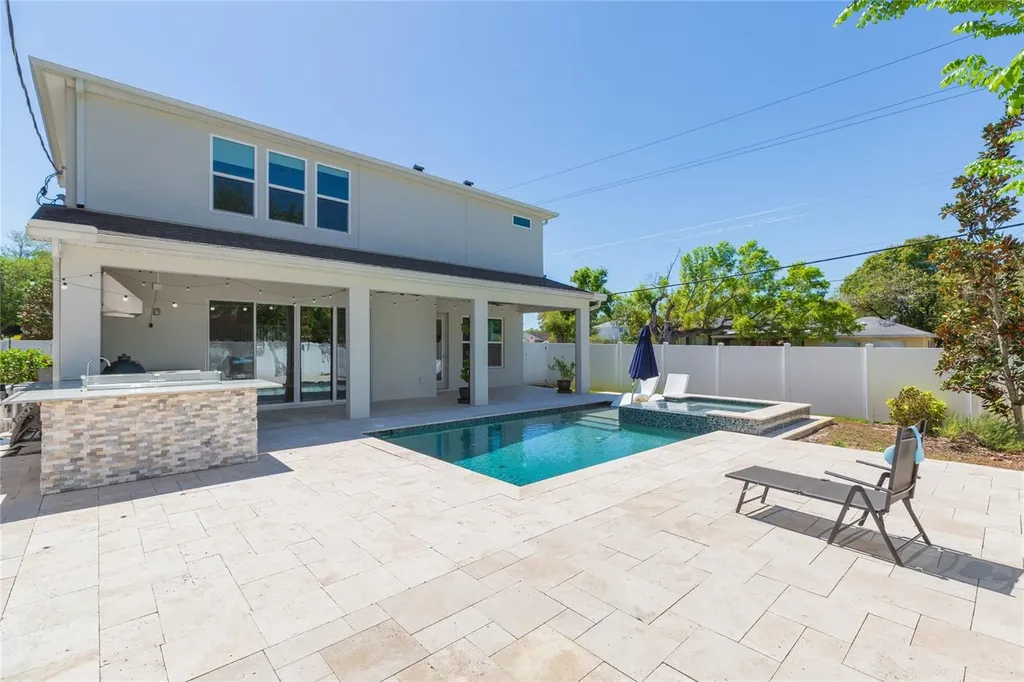3621 W De Leon Street Tampa FL 33609