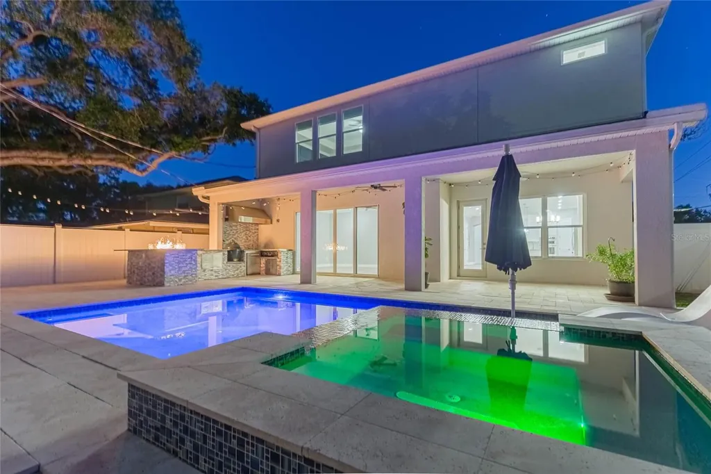 3621 W De Leon Street Tampa FL 33609