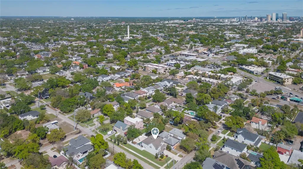 3621 W De Leon Street Tampa FL 33609