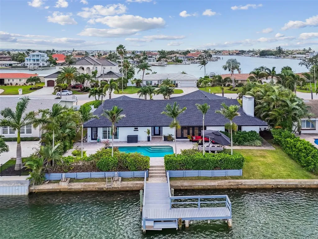 221 Howard Drive Belleair Beach FL 33786