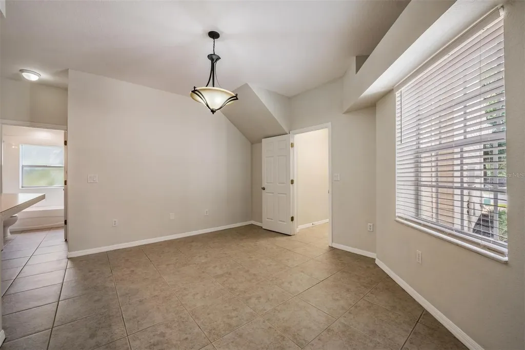 1827 Hammocks Avenue Lutz FL 33549
