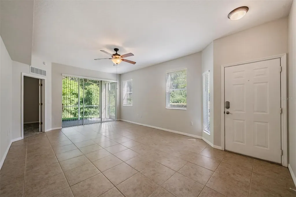 1827 Hammocks Avenue Lutz FL 33549