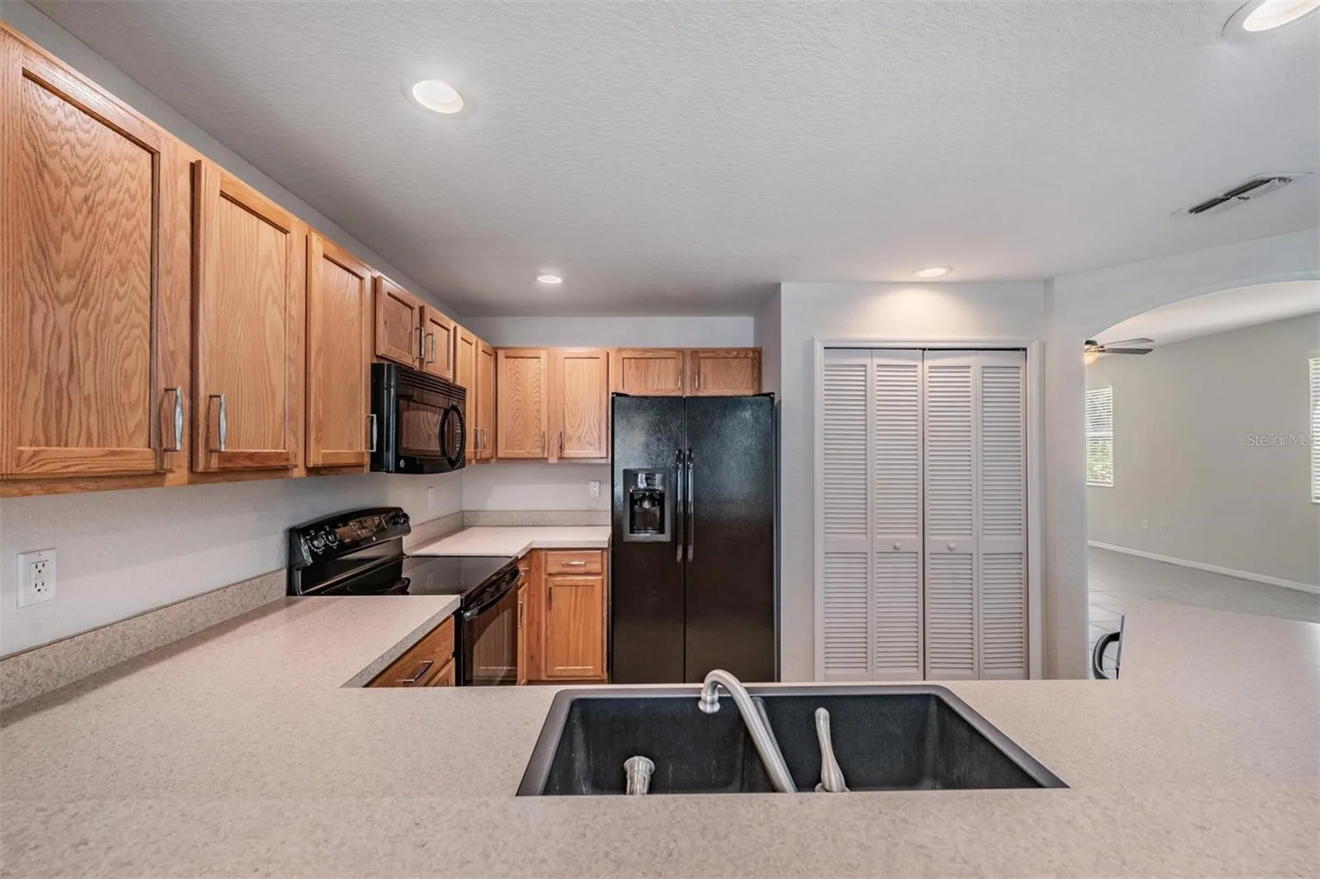 1827 Hammocks Avenue Lutz FL 33549