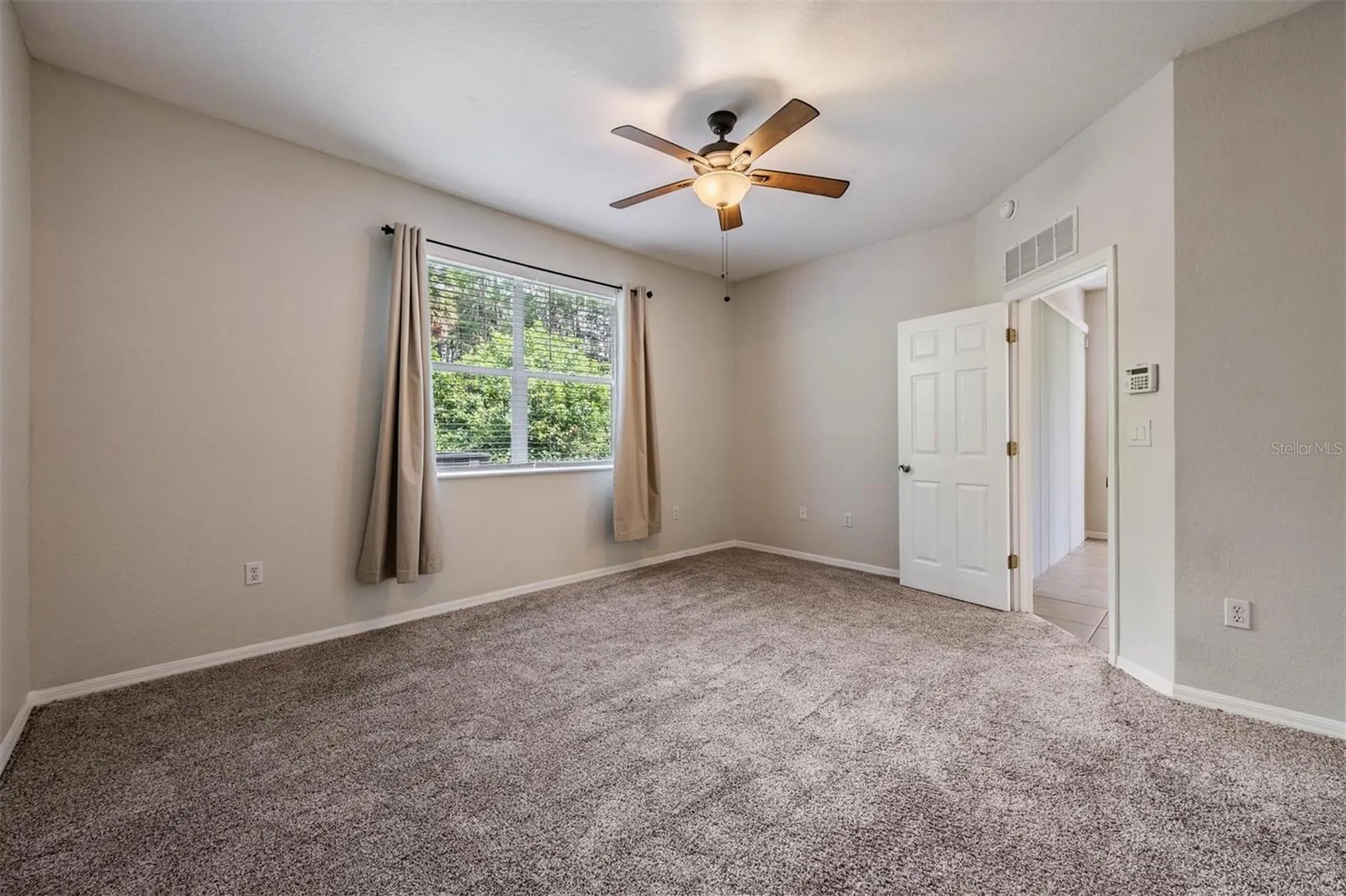 1827 Hammocks Avenue Lutz FL 33549