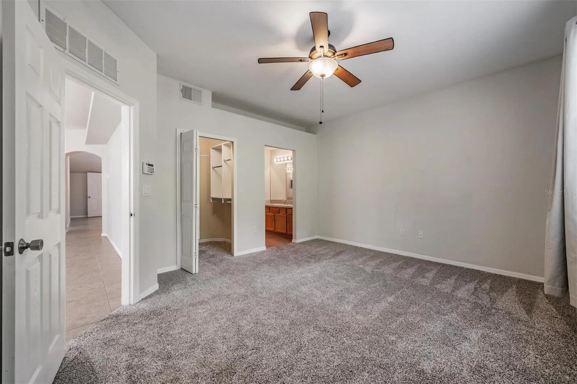 1827 Hammocks Avenue Lutz FL 33549