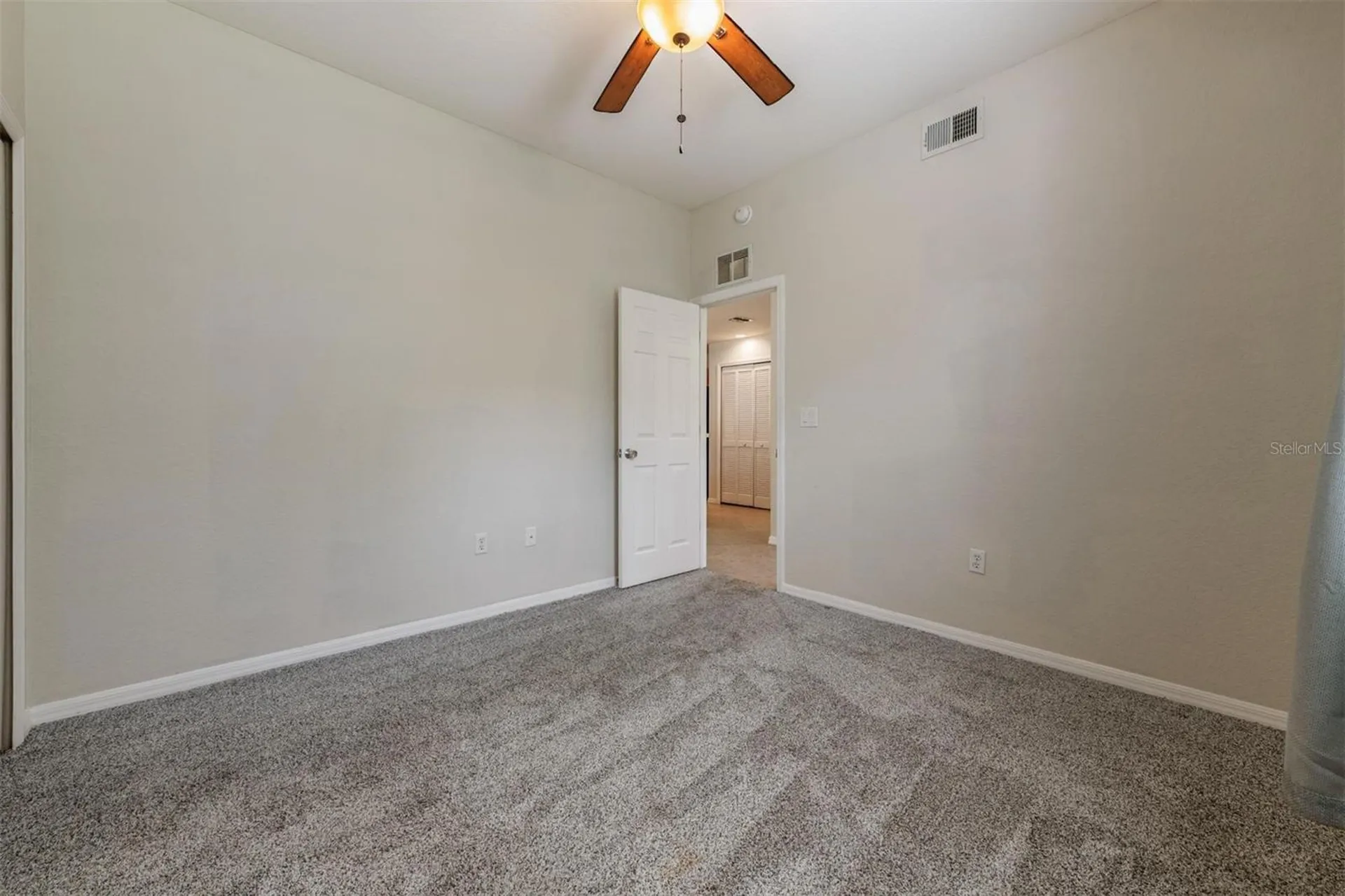1827 Hammocks Avenue Lutz FL 33549