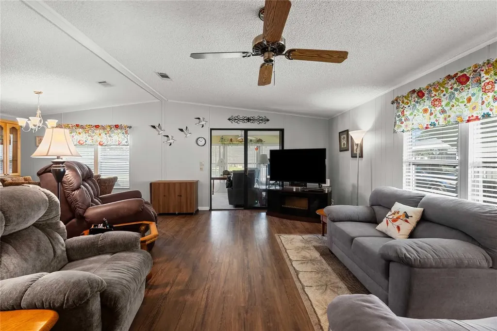 36853 Jodi Avenue Zephyrhills FL 33542