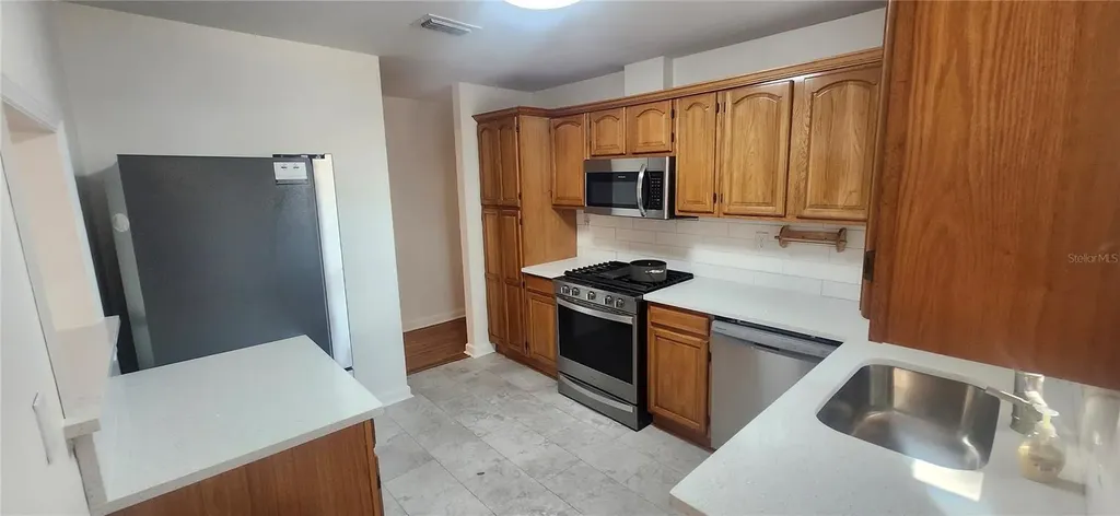6220 Graves Street Jacksonville FL 32210