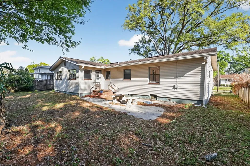 6220 Graves Street Jacksonville FL 32210