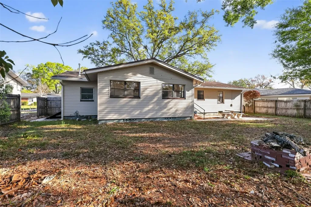 6220 Graves Street Jacksonville FL 32210
