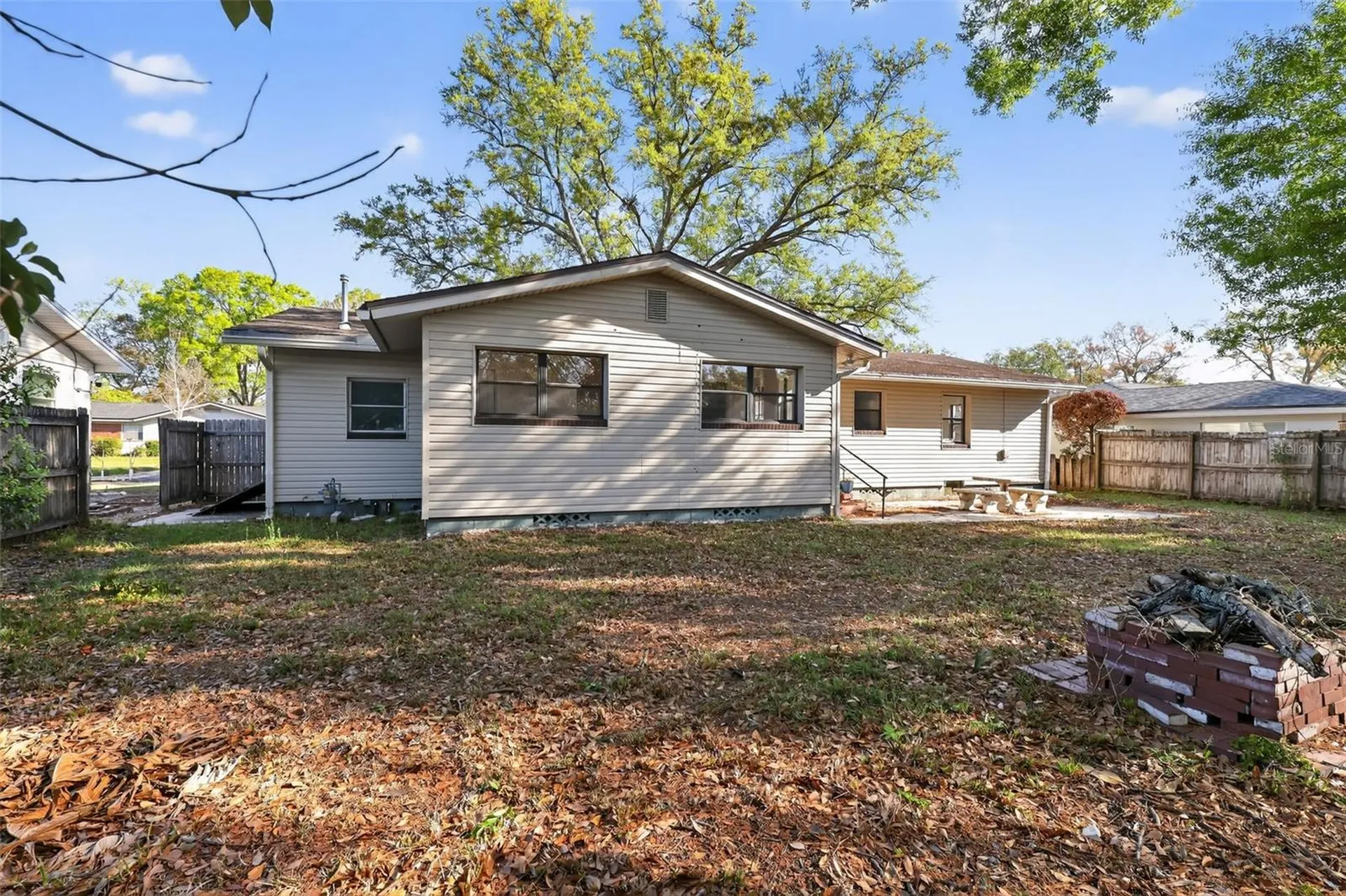 6220 Graves Street Jacksonville FL 32210