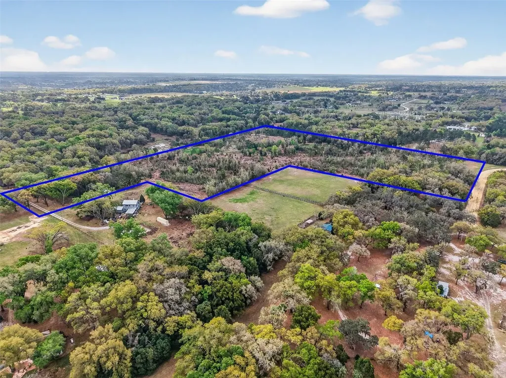 Island Pond Lane Eustis FL 32736