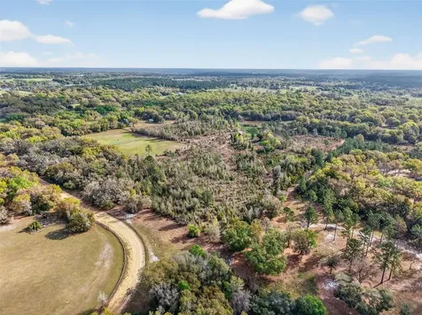 Island Pond Lane Eustis FL 32736