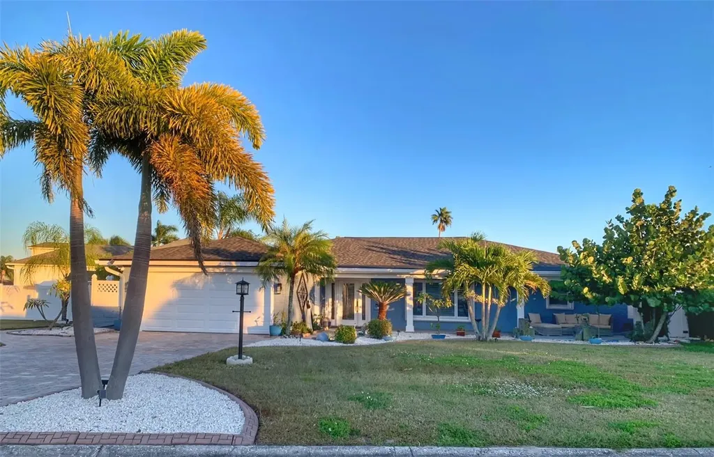 6317 Wisteria Lane Apollo Beach FL 33572
