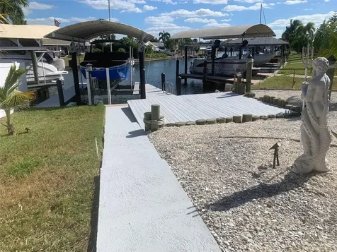 6317 Wisteria Lane Apollo Beach FL 33572