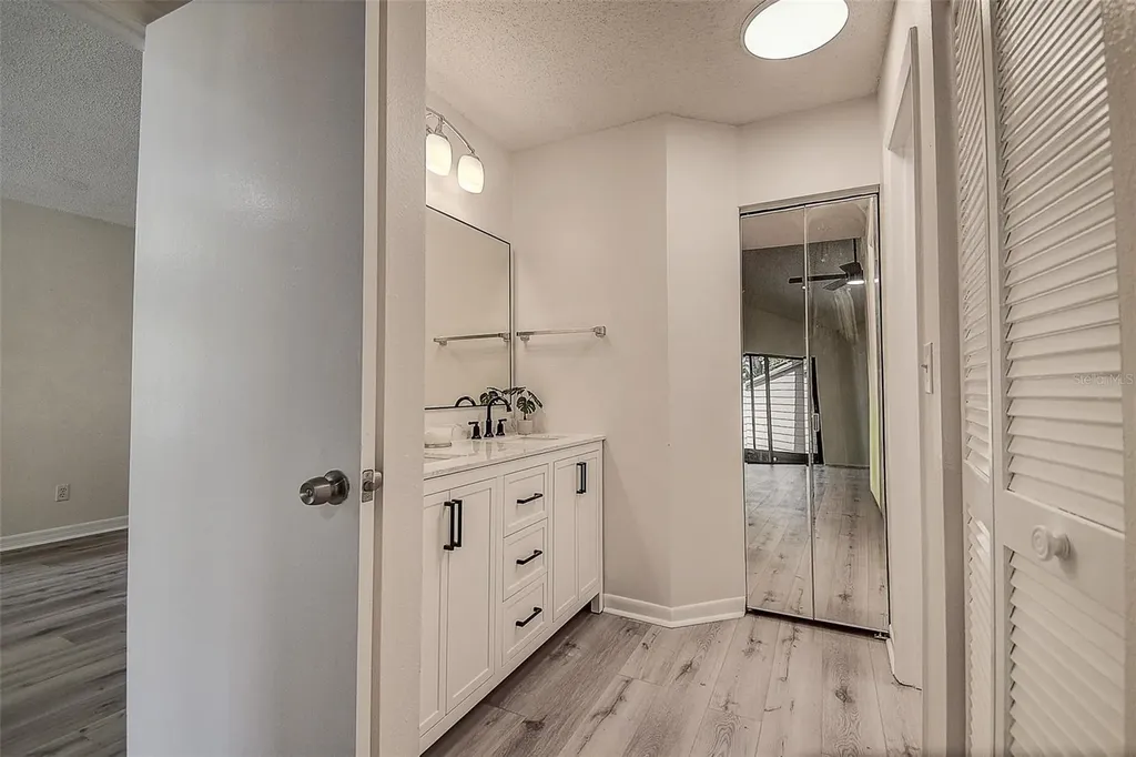 215 Lighthouse Court Safety Harbor FL 34695