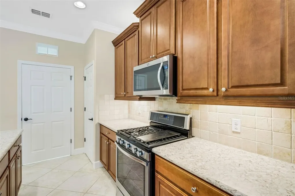 224 Granada Lane Davenport FL 33837