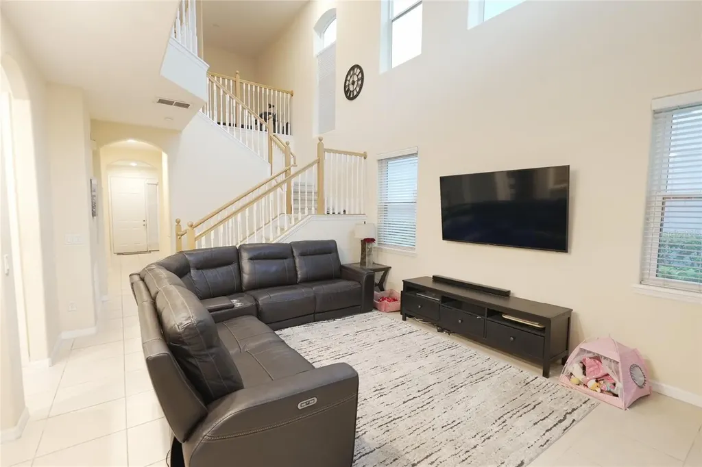 2082 Chatham Place Drive Orlando FL 32824