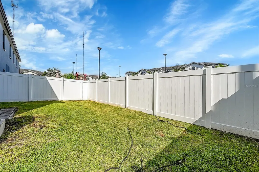 20357 NW 4th Path Miami FL 33169