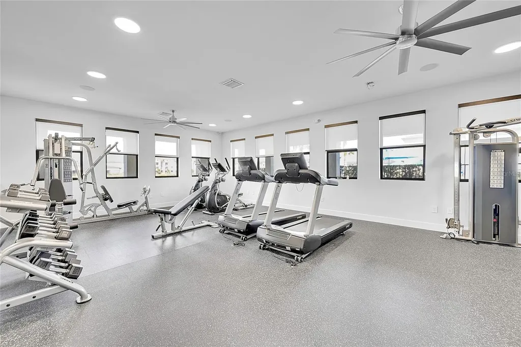 20357 NW 4th Path Miami FL 33169