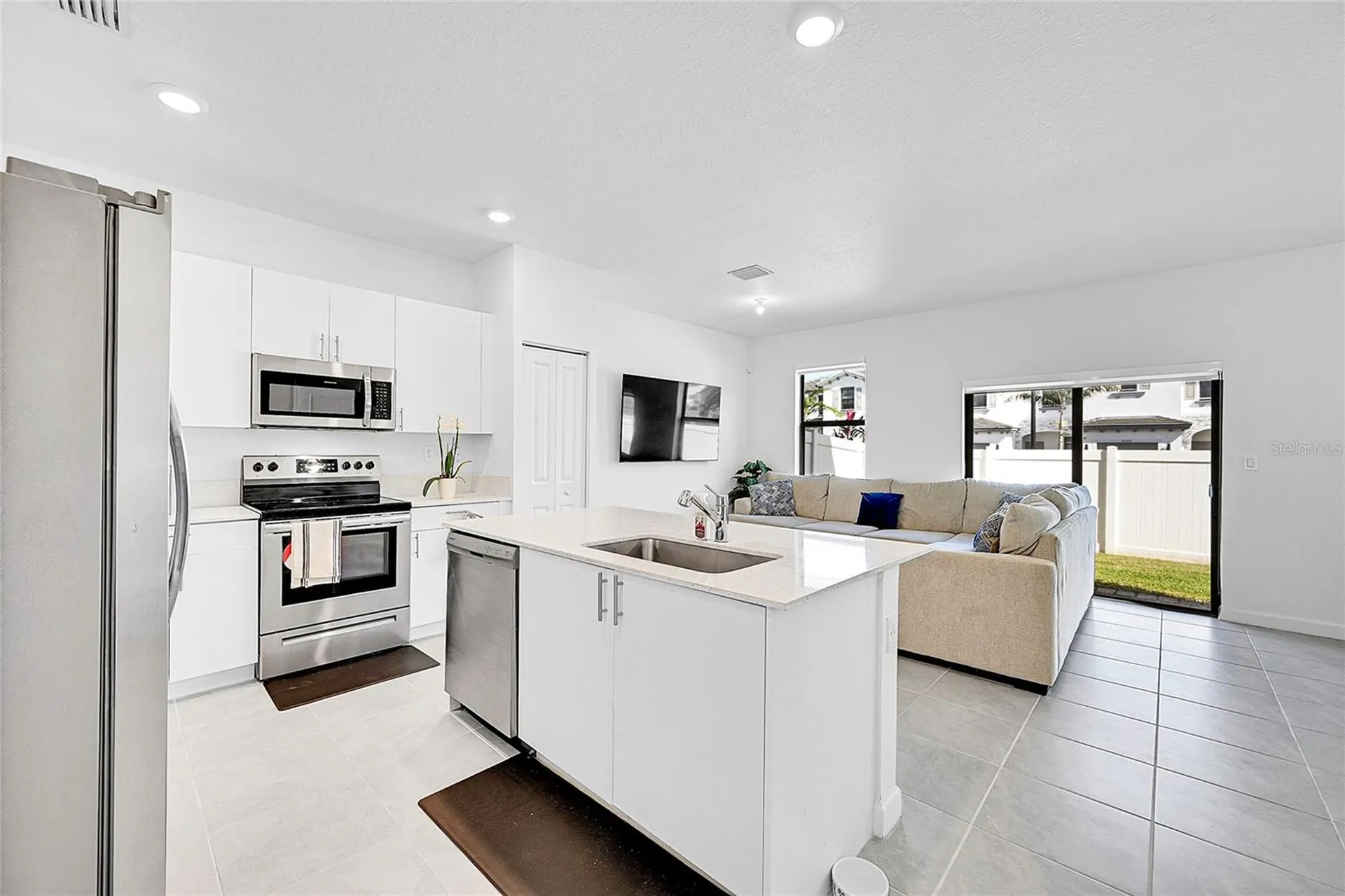 20357 NW 4th Path Miami FL 33169