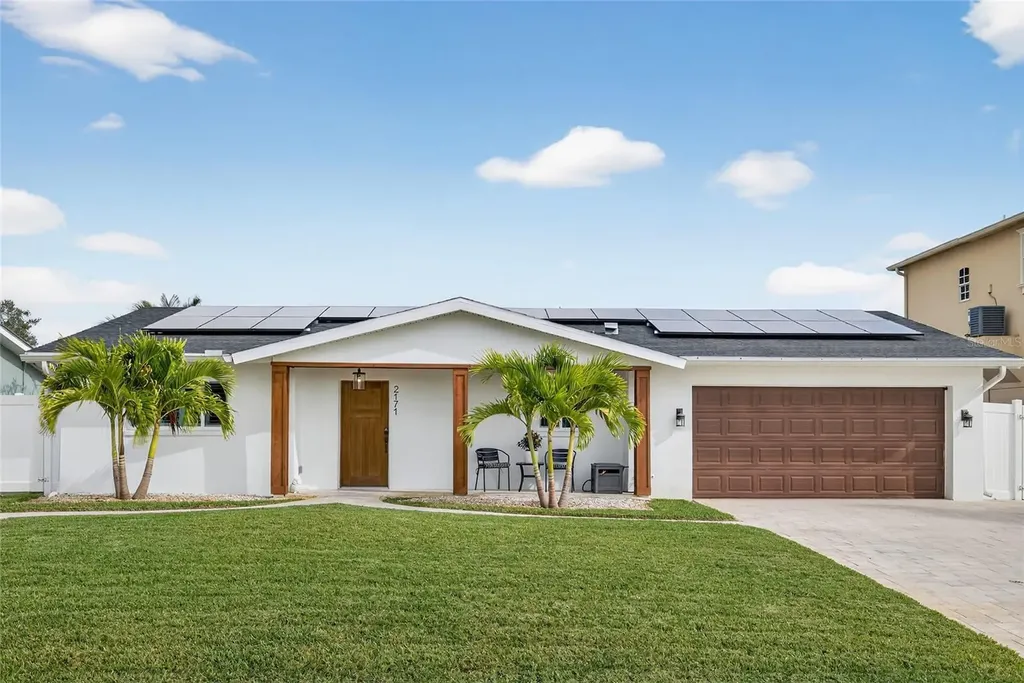2171 Lagoon Drive Dunedin FL 34698
