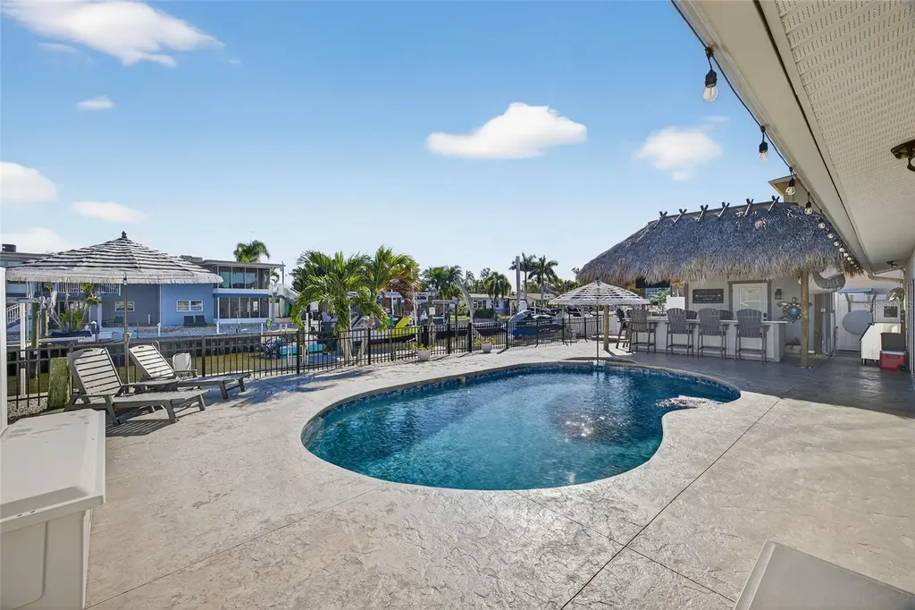 2171 Lagoon Drive Dunedin FL 34698
