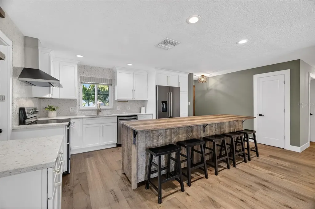 2171 Lagoon Drive Dunedin FL 34698