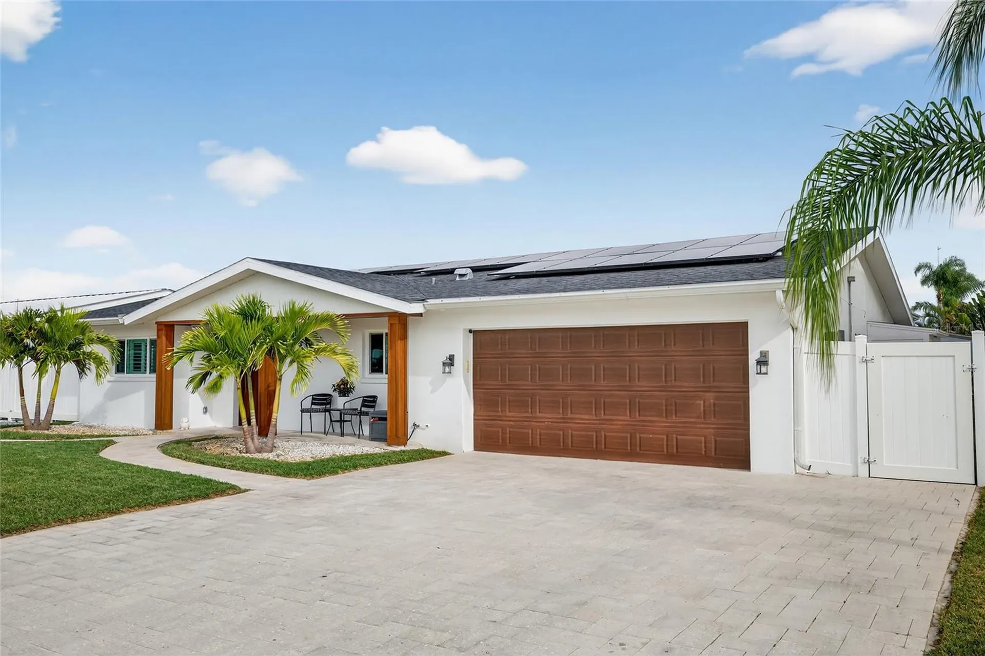 2171 Lagoon Drive Dunedin FL 34698