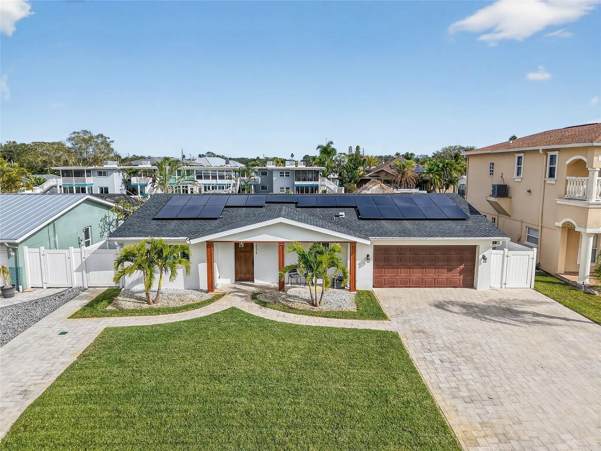 2171 Lagoon Drive Dunedin FL 34698