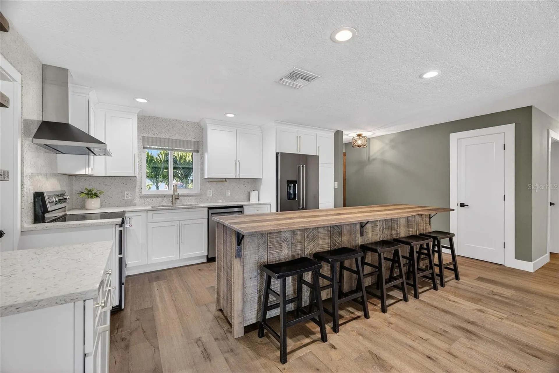 2171 Lagoon Drive Dunedin FL 34698