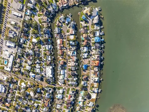 2171 Lagoon Drive Dunedin FL 34698