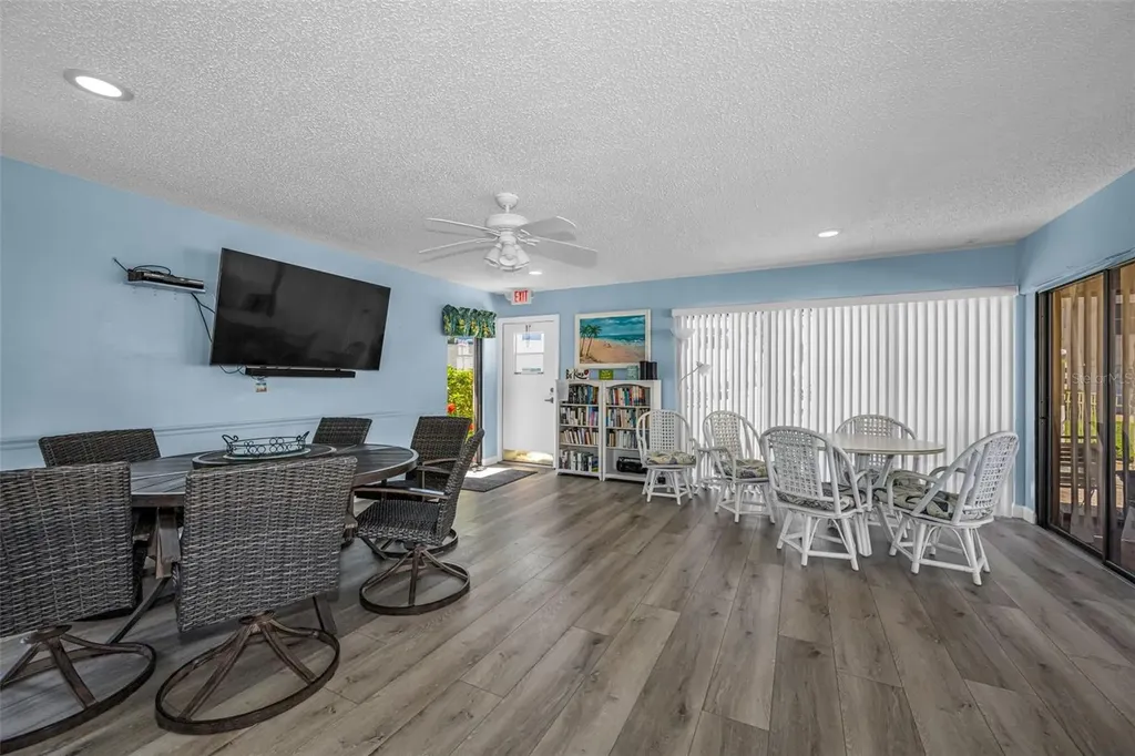 219 Elmwood Circle Seminole FL 33777