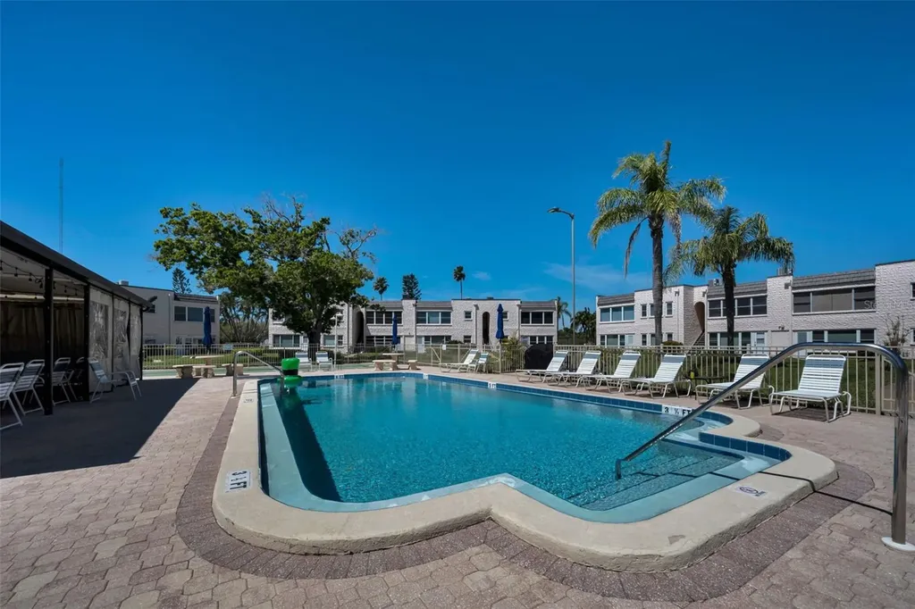 219 Elmwood Circle Seminole FL 33777