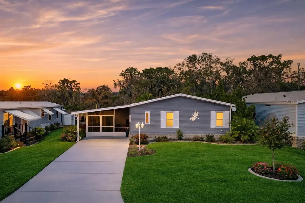 8568 Breeze Hill Drive Lake Wales FL 33898
