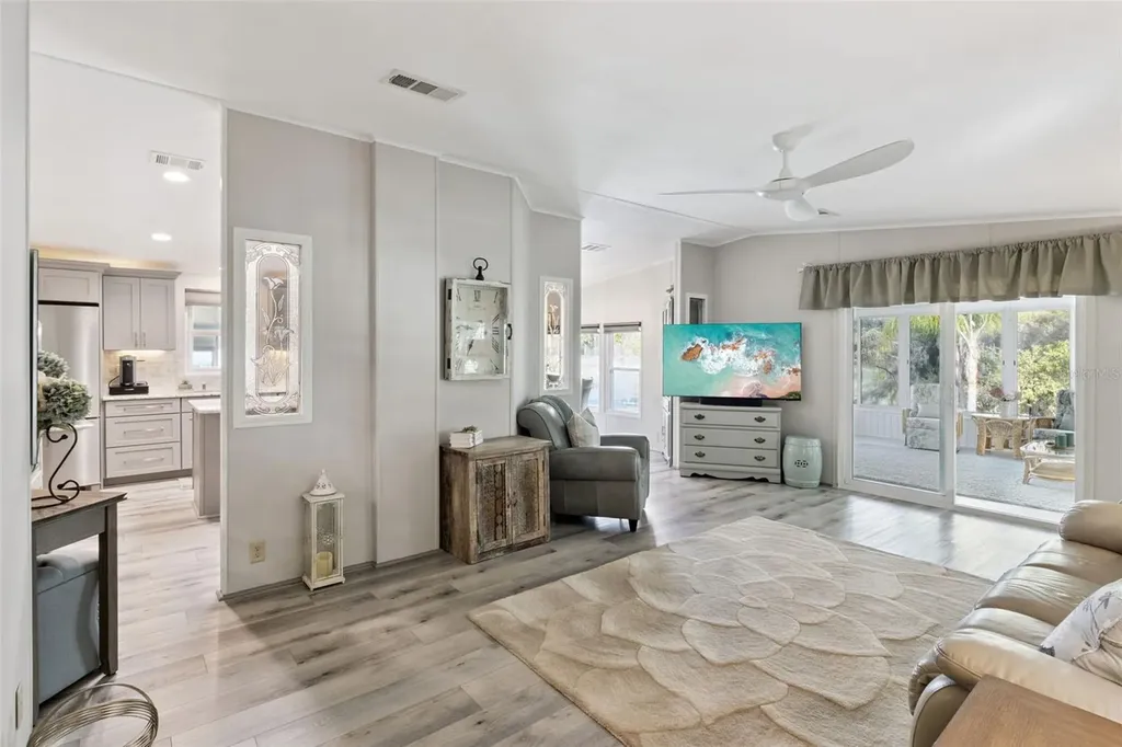8568 Breeze Hill Drive Lake Wales FL 33898