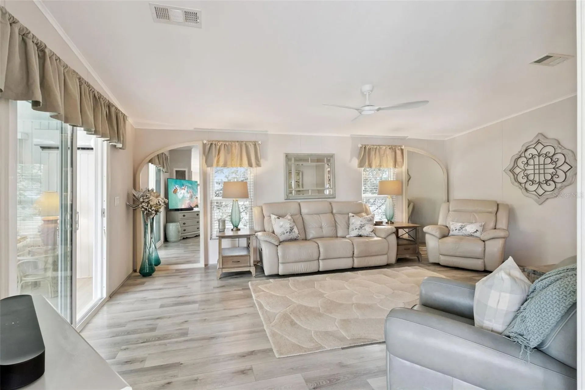 8568 Breeze Hill Drive Lake Wales FL 33898