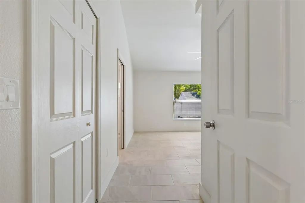 712 15th Avenue S St Petersburg FL 33701