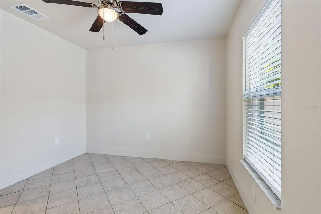 712 15th Avenue S St Petersburg FL 33701