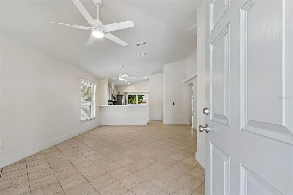 712 15th Avenue S St Petersburg FL 33701