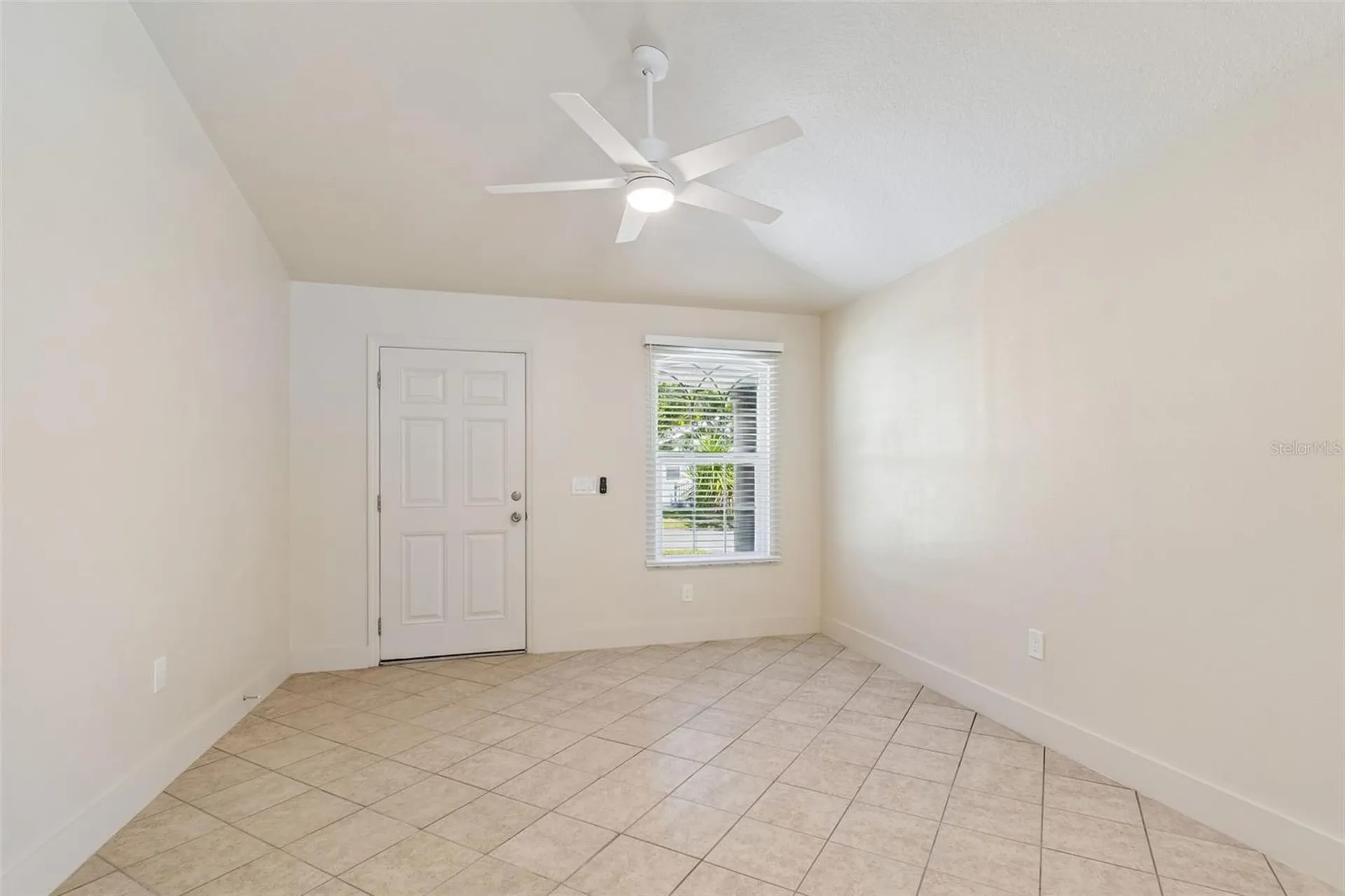 712 15th Avenue S St Petersburg FL 33701