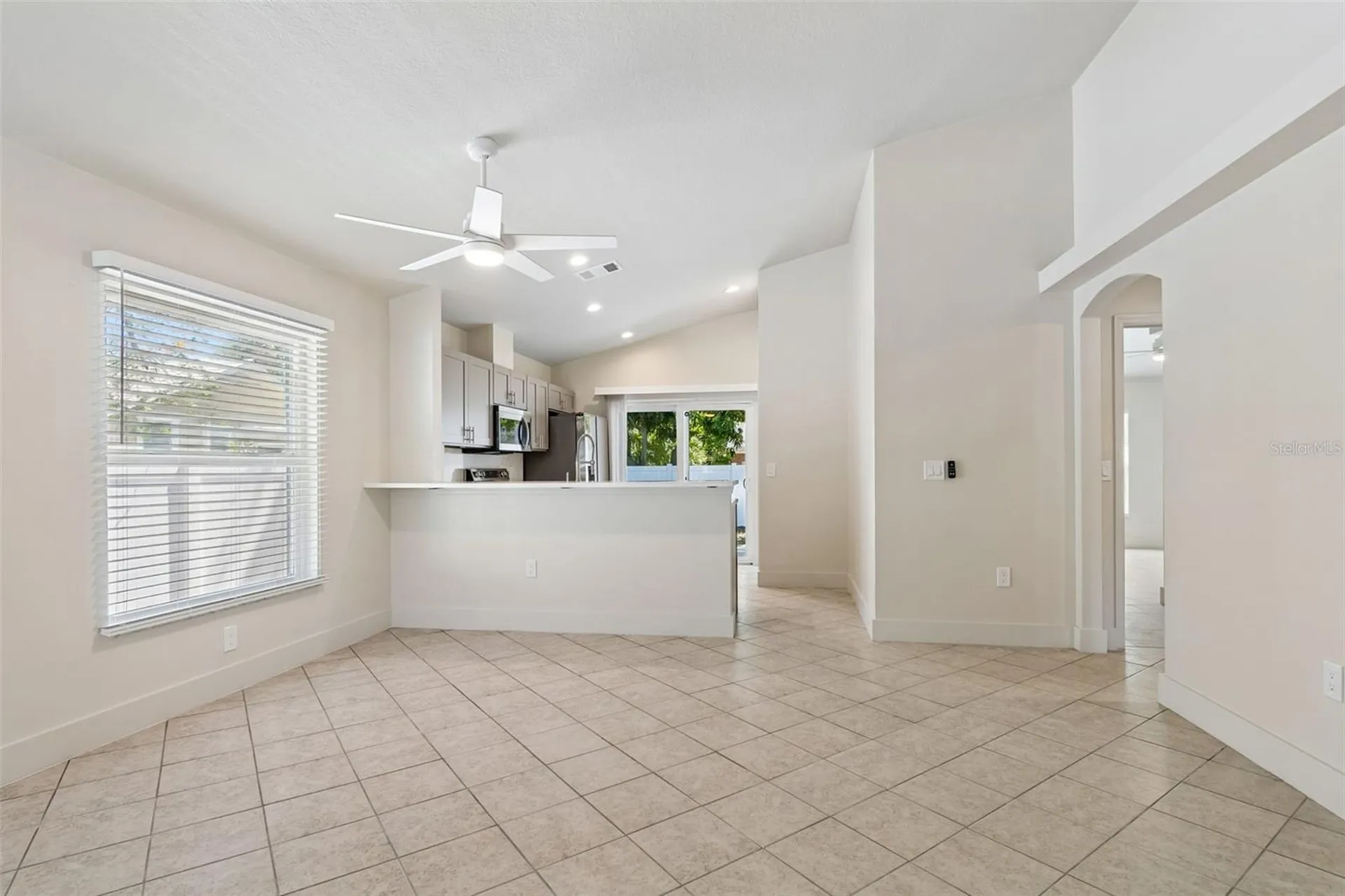 712 15th Avenue S St Petersburg FL 33701