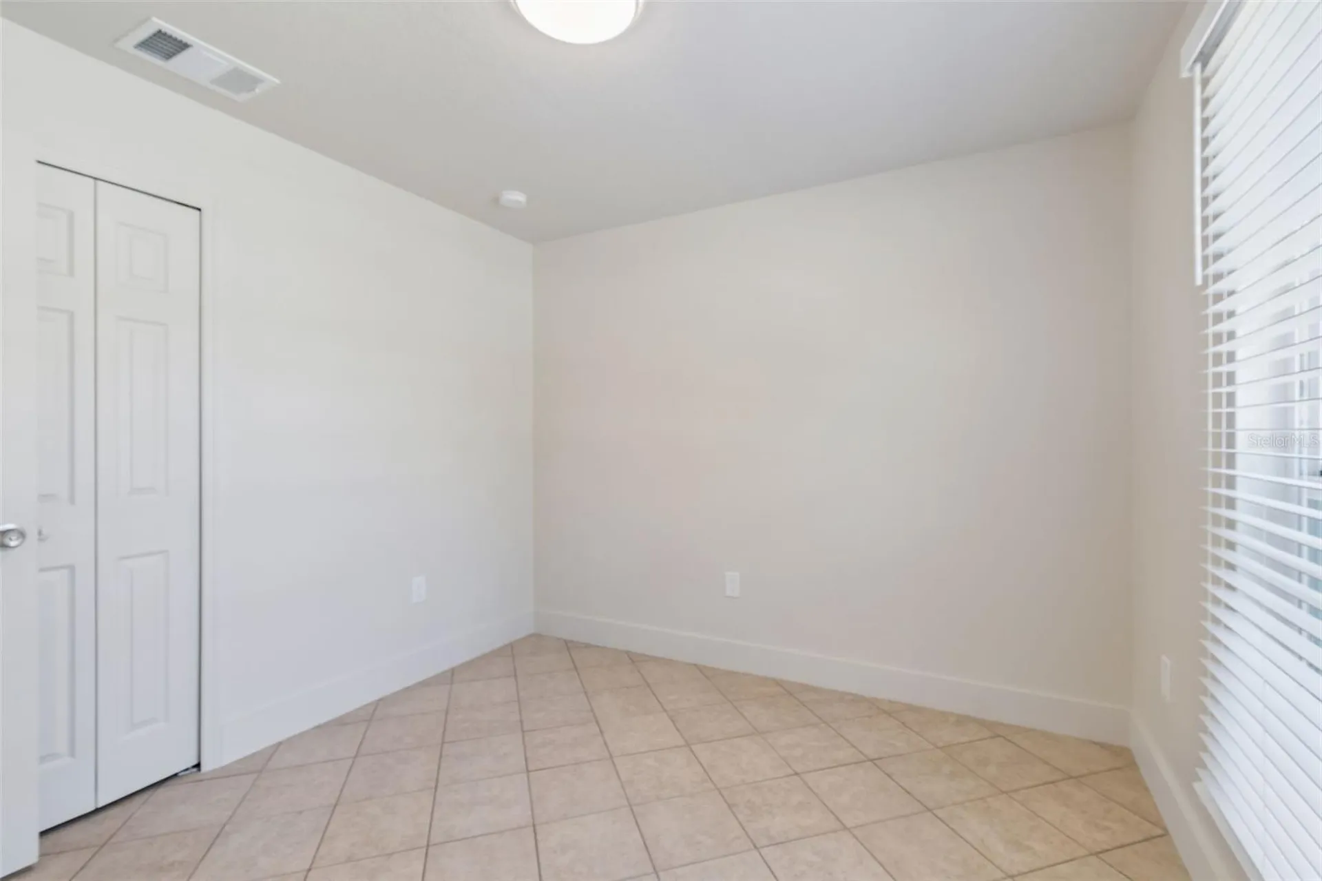 712 15th Avenue S St Petersburg FL 33701