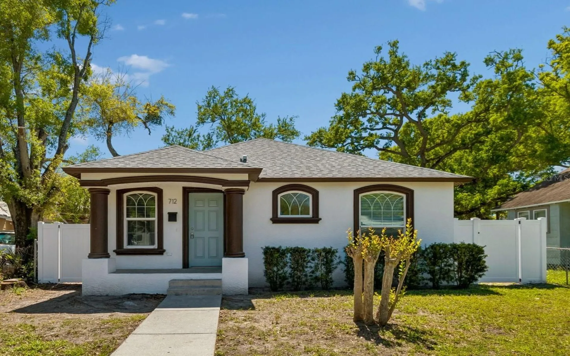712 15th Avenue S St Petersburg FL 33701