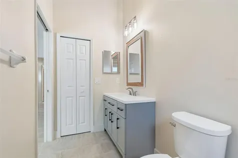 712 15th Avenue S St Petersburg FL 33701