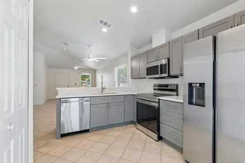 712 15th Avenue S St Petersburg FL 33701