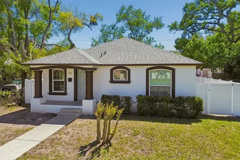 712 15th Avenue S St Petersburg FL 33701