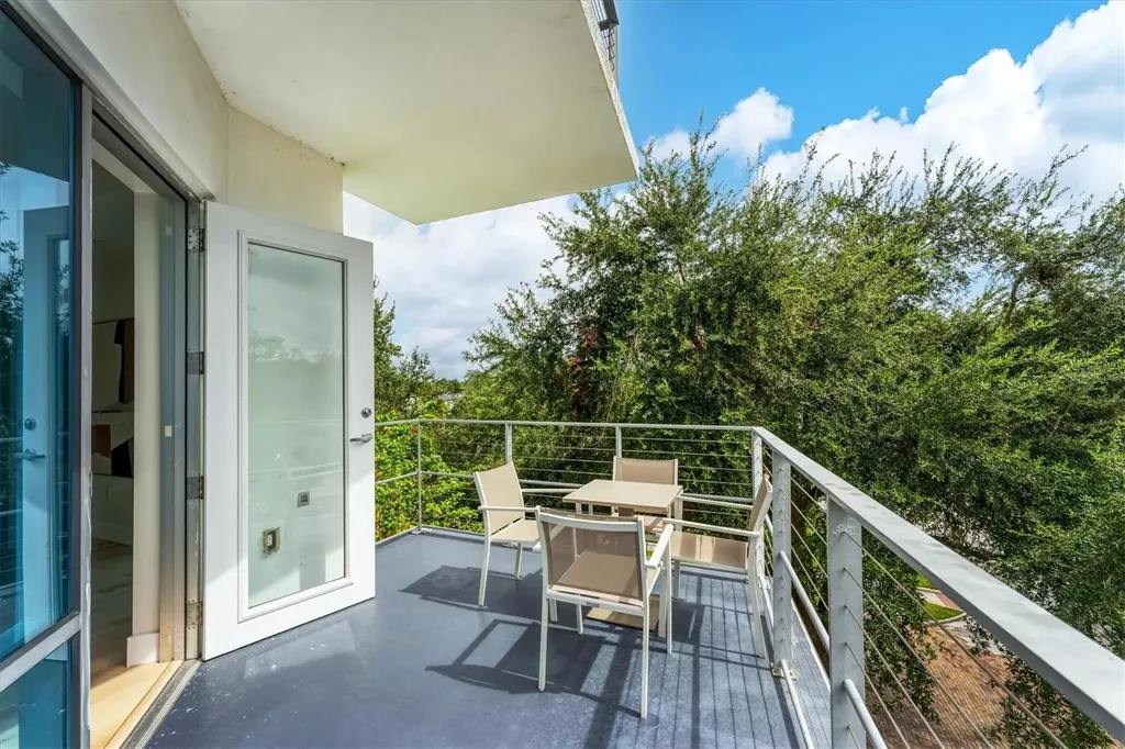 525 E Jackson Street Orlando FL 32801