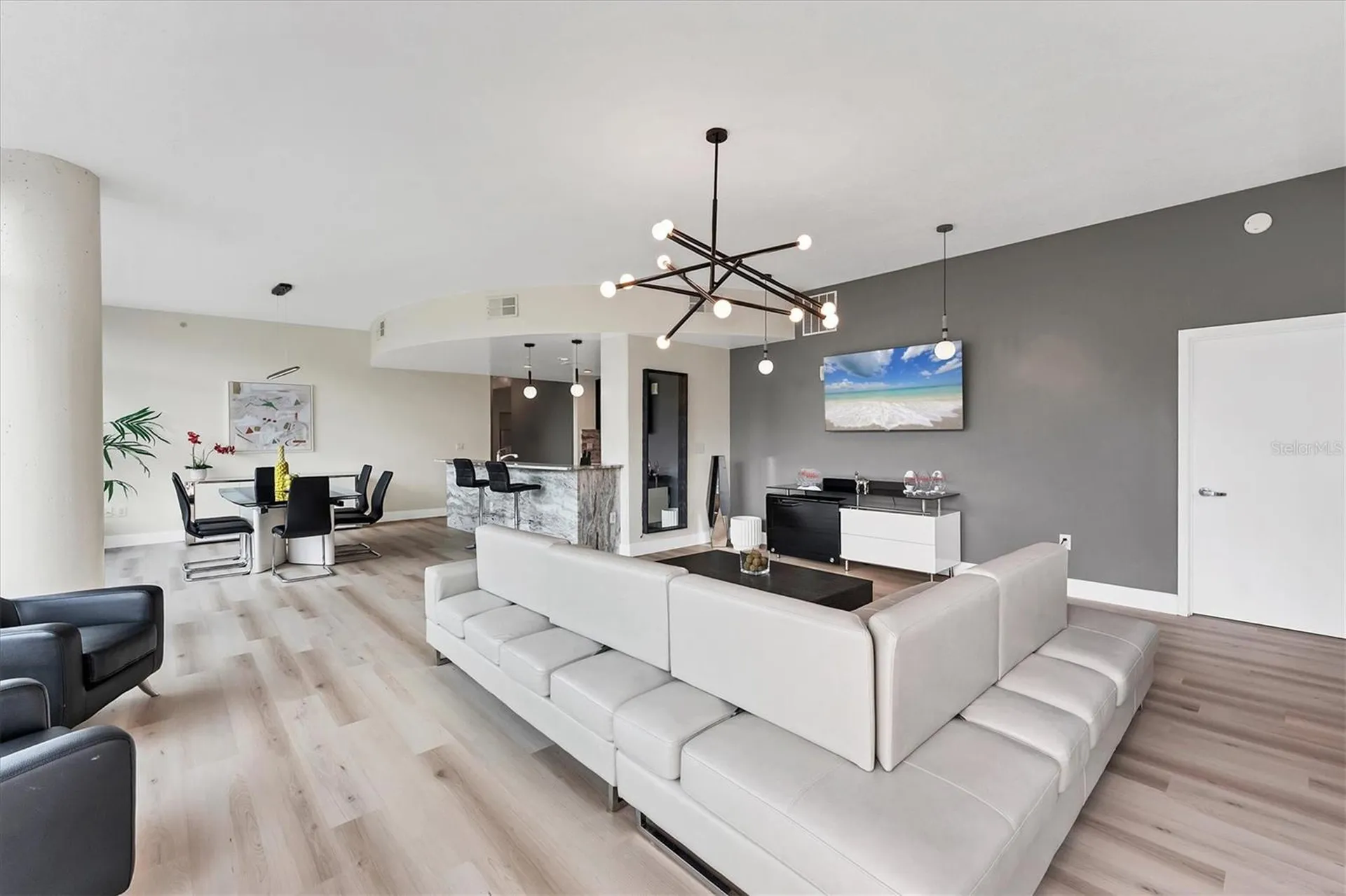 525 E Jackson Street Orlando FL 32801